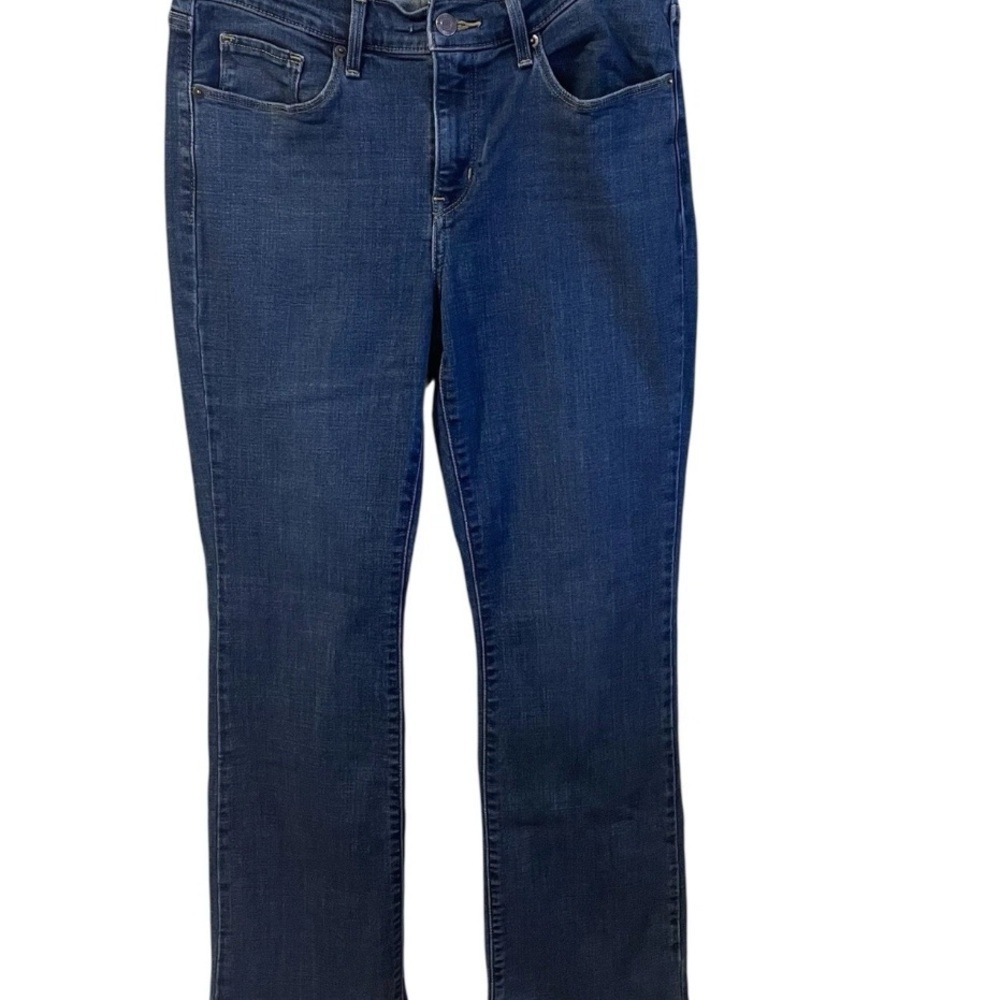 Women’s Levi’s Classic Bootcut Size 6 Medium Wash Denim